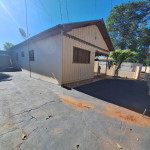 IMÓVEL COM 03 DORMITÓRIOS - BOA LOCALIZAÇÃO!