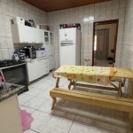 Residência situada em Quatá, SP.