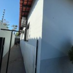 Ampla residência, localizada no Centro!