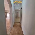 Ampla residência localizada no centro da Cidade!