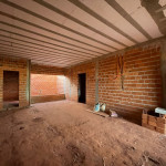 Casa em processo de construção, Ville de France.