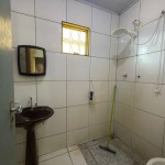 Casa de esquina, próxima a Av. Siqueira Campos.
