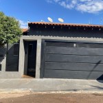 Casa com área gourmet.