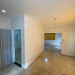 Residência muito bem localizada!