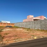 Terreno com 250,00m², Ville de France