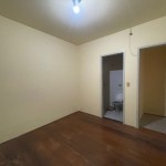 Residência localizada no Centro da Cidade.