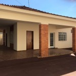 AMPLA RESIDÊNCIA NO CENTRO - CONSULTE-NOS!
