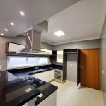 LINDO SOBRADO! COM EXCELENTE ACABAMENTO