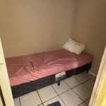 Residência situada em Quatá, SP.