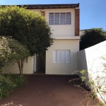 AMPLA RESIDÊNCIA NO CENTRO - CONSULTE-NOS!