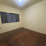 Residência localizada no Centro da Cidade.