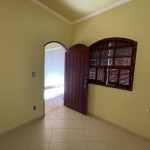 Residência com 04 suítes.