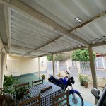 Casa com 03 dorm. e edícula.