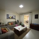 Lindo sobrado, centro.