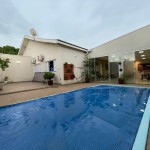 Excelente casa com área gourmet!