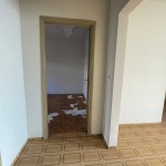 Residência com amplo terreno.