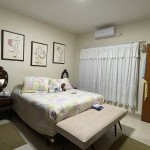 Lindo sobrado, centro.