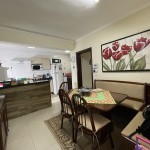 Lindo sobrado, centro.