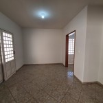 SOBRADO BENEFICIADO COM 03 DORMITÓRIOS - VILA NOVA