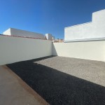 Casa recém construída.