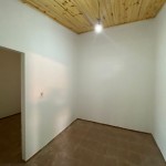 Casa com 02 Dormitórios - Vila Fercon