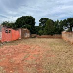Terreno localizado no Centro.