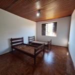 CASA COM 03 DORMITÓRIOS - VILA GALDINO
