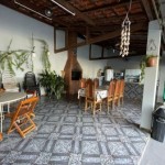 Ampla residência, localizada no Centro!