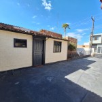 ACEITA FINANCIAMENTO! RESIDÊNCIA COM EDÍCULA - CENTRO