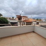 LINDO SOBRADO! COM EXCELENTE ACABAMENTO