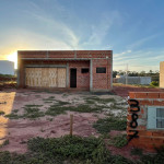 Casa em processo de construção, Ville de France.