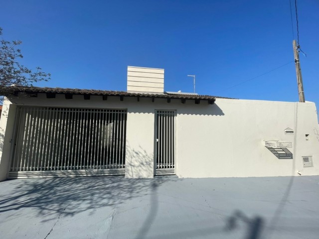 Casa com área gourmet.