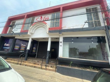 Galeria situada no Centro da Cidade, com grande potencial!