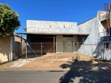 Salão comercial - Av. Sete de Setembro.