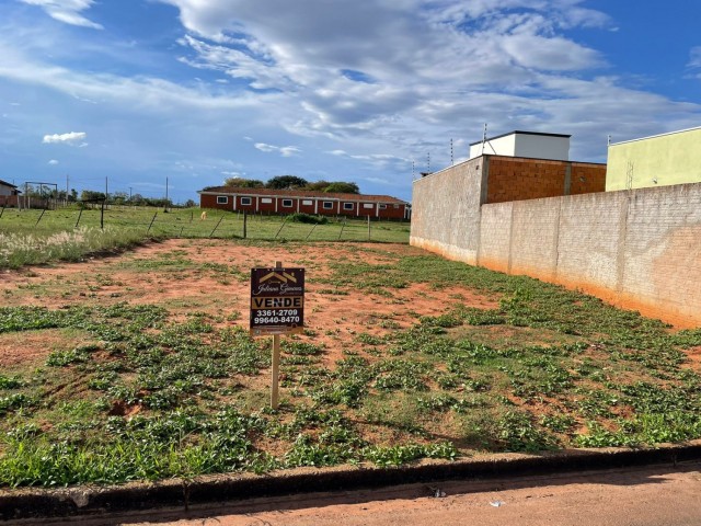 Terreno Parque das Nações.