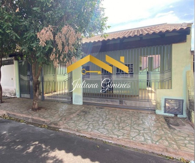 Casa com 02 Dormitórios - Vila Fercon