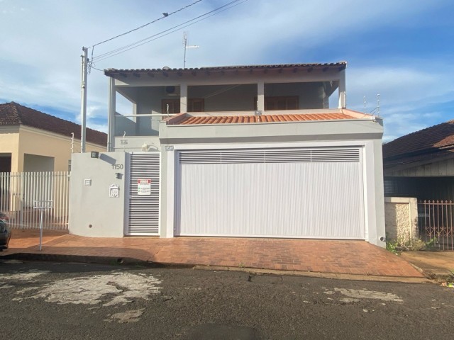 Lindo sobrado, Centro!