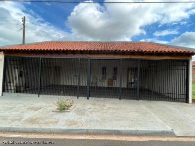 ACEITA FINANCIAMENTO! Casa com amplo terreno - Jardim Panambi