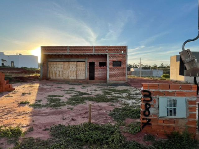Casa em processo de construção, Ville de France.